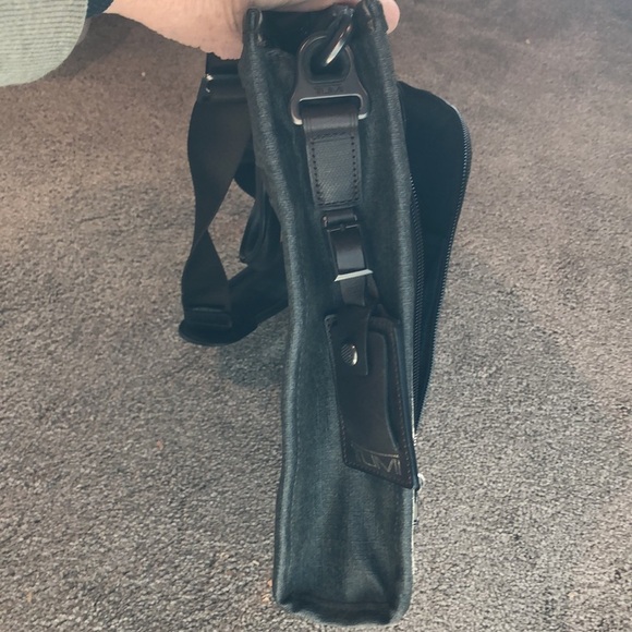 TUMI slim deluxe leather handle grey nylon body unisex so many pockets 12x16 - Picture 7 of 12